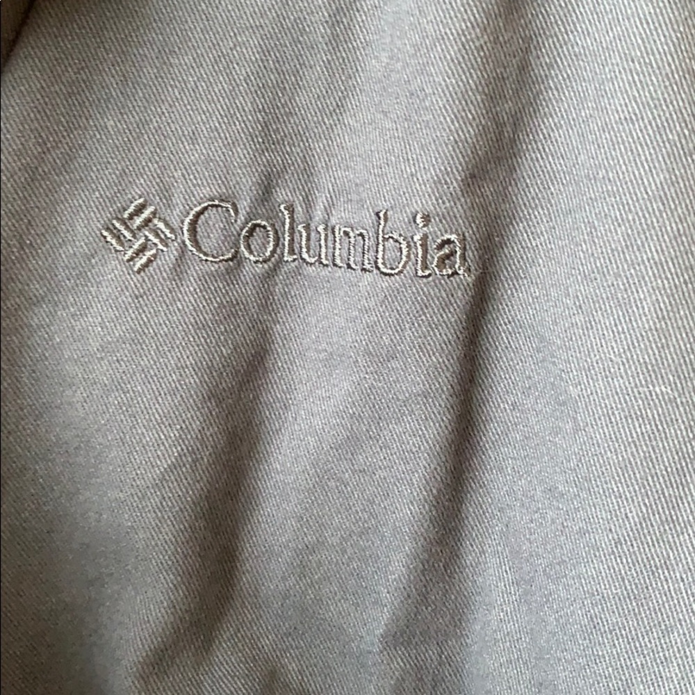 Columbia Jacket 💙 - Picture 3 of 8
